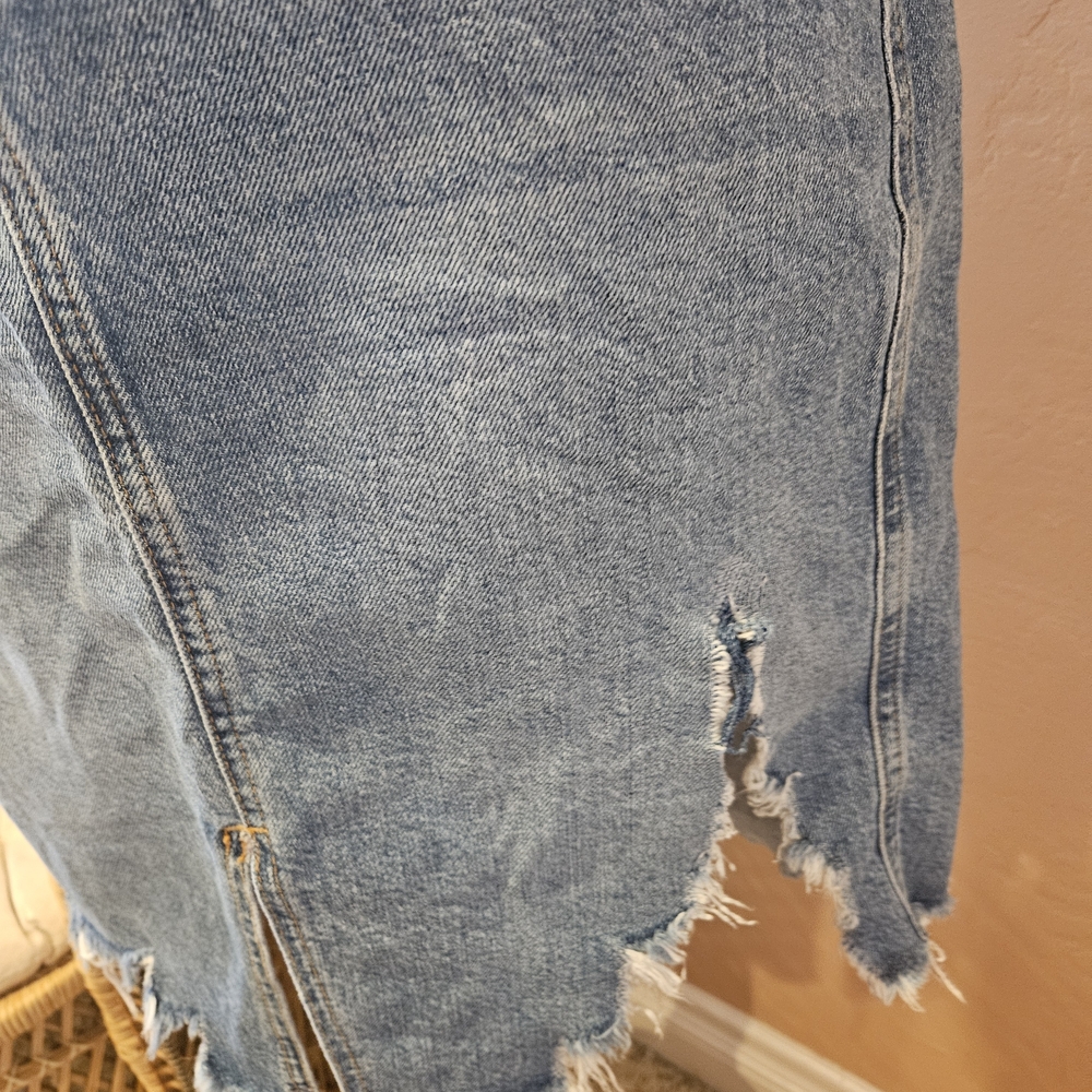 Anthropologie "Pilcro And The Letterpress" Blue Distressed Denim Mini Skirt - Picture 3 of 10